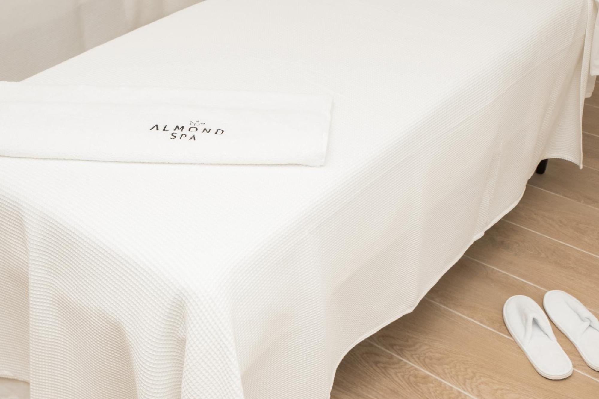 Almond Hotel - Adults Only Newe Ilan Exterior foto